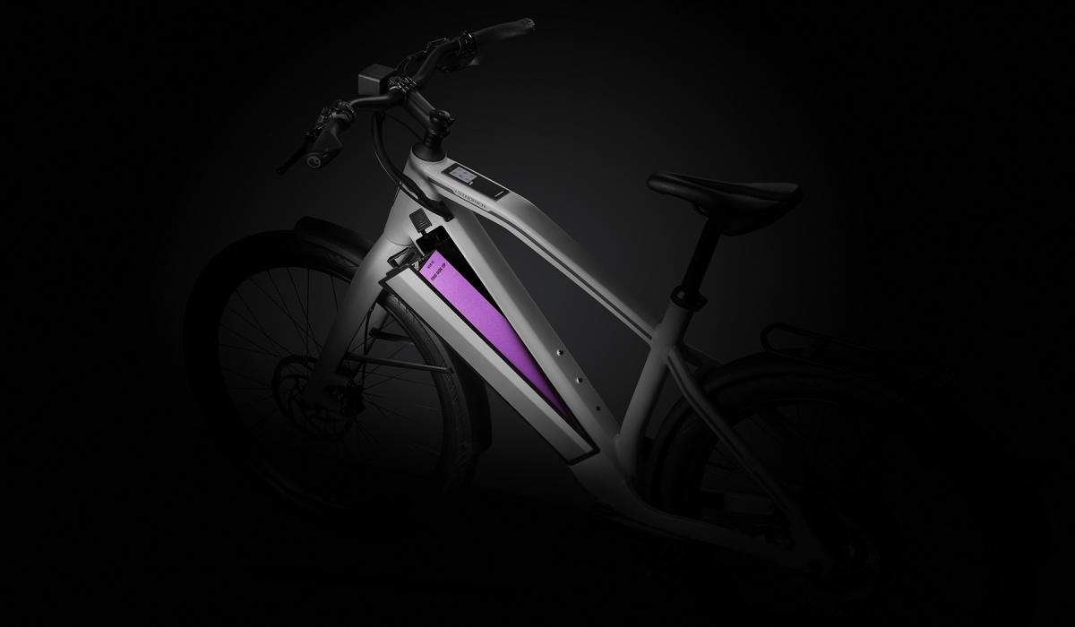 Stromer ST1 e-bike battery with up to 120 km range.