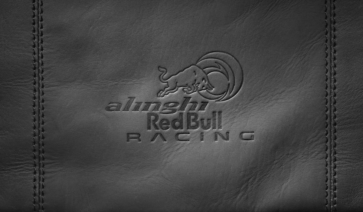 ST7 Alinghi Red Bull